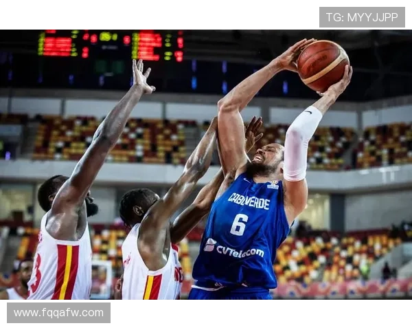 中国男篮力克强敌晋级世界杯四强 孙铭徽展现关键时刻领袖风采 中国男篮力克强敌晋级世界杯四强 孙铭徽展现关键时刻领袖风采