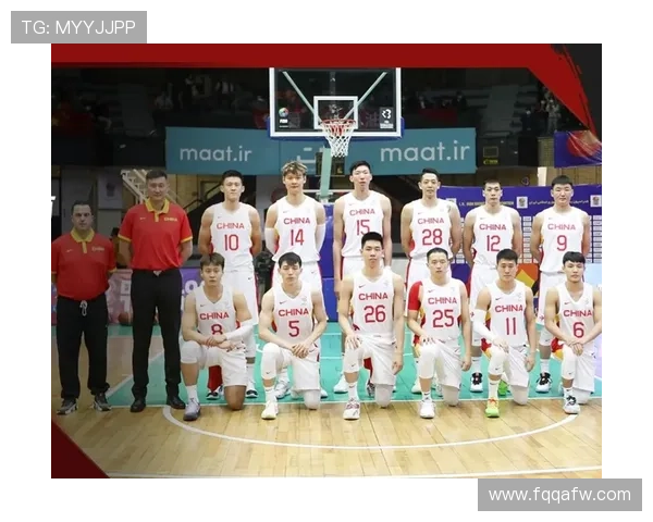 中国男篮迎战世界杯强敌备战进入关键阶段 新阵容搭配备受关注 中国男篮迎战世界杯强敌备战进入关键阶段 新阵容搭配备受关注